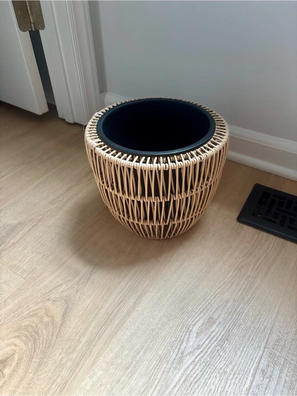 Natural Woven Rattan Planter with Black Inner Pot
